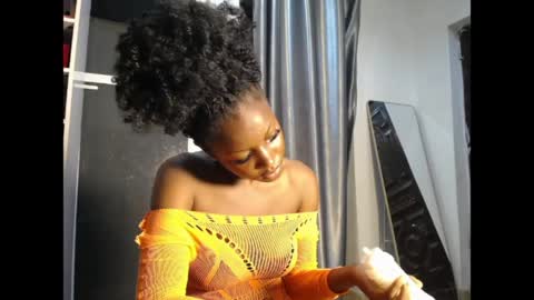 pinkykiki_247 online show from May 6, 4:52 am
