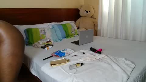 Snapshot of pinkysmiles chatting on June 9, 5:08 am Pinky online show from June 9, 5:08 am