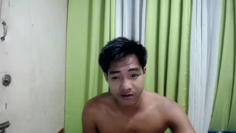 Snapshot of pinoy_brix chatting on June 16, 8:44 pm pinoy_brix online show from June 16, 8:44 pm