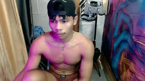 Snapshot of pinoy_fuckboy69 chatting on June 24, 5:50 am pinoy_fuckboy69 online show from June 24, 5:50 am