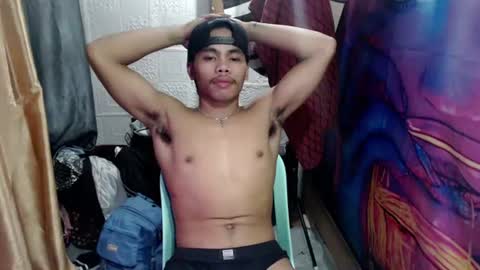 Snapshot of pinoy_fuckboy69 chatting on July 2, 2:34 pm pinoy_fuckboy69 online show from July 2, 2:34 pm
