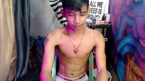 Snapshot of pinoy_oyd69 chatting on June 11, 12:32 am pinoy_oyd69 online show from June 11, 12:32 am