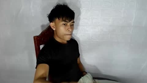 Snapshot of pinoy_palautogxxx chatting on February 10, 3:49 pm pinoy_palautogxxx online show from February 10, 3:49 pm