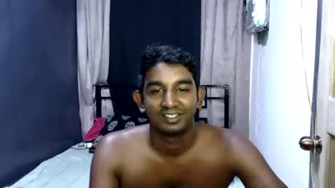 rayvienn online show from May 3, 2:56 pm