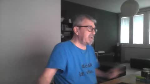 pipi2704 online show from April 2, 7:06 am