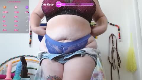 Em online show from December 21, 8:16 pm