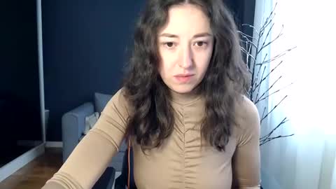 Snapshot of piscesgirl06 chatting on May 14, 4:30 am piscesgirl06 online show from May 14, 4:30 am