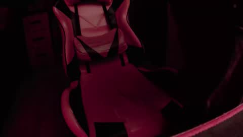 Snapshot of pisceslost chatting on January 9, 2:36 am pisceslost online show from January 9, 2:36 am