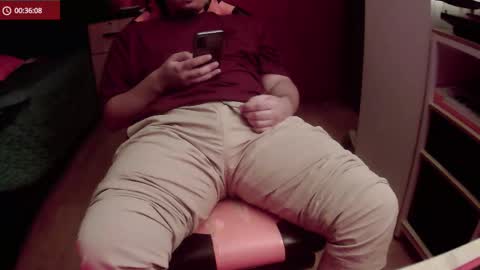 Snapshot of pisceslost chatting on February 7, 12:14 am pisceslost online show from February 7, 12:14 am