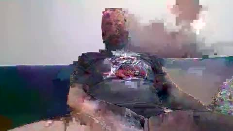 Snapshot of pislezg1 chatting on January 18, 11:30 pm pislezg1 online show from January 18, 11:30 pm