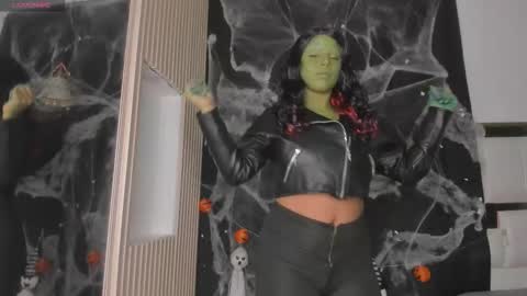 PittAndLunaa69 online show from October 30, 1:34 pm