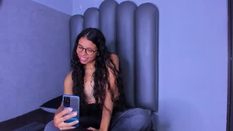 pitufa__ online show from January 9, 8:21 pm