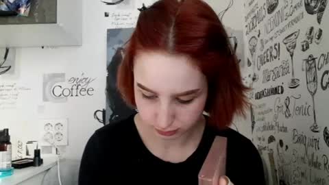 Caroline online show from May 8, 2:44 pm