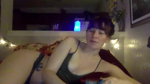 pixie_bella online show from February 4, 5:24 am