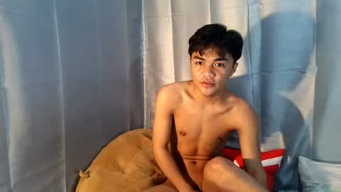 Snapshot of pixie_hugecock chatting on July 23, 2:20 am jay online show from July 23, 2:20 am