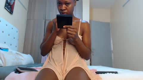 Pixie online show from October 21, 10:05 am