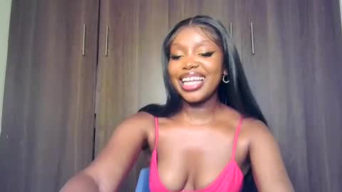 Snapshot of pixie_roman chatting on June 27, 12:22 pm Majesty online show from June 27, 12:22 pm