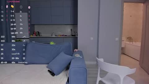 Mila online show from February 20, 2:39 pm