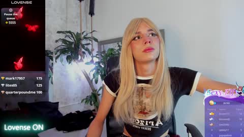 cris online show from January 13, 7:43 am