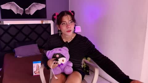 cris online show from January 17, 3:45 am