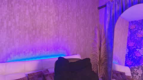 cris online show from April 6, 4:46 am