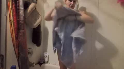 pizzedwife online show from March 19, 10:03 pm