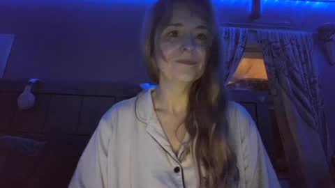 Snapshot of pizzedwife chatting on June 26, 9:14 am pizzedwife online show from June 26, 9:14 am