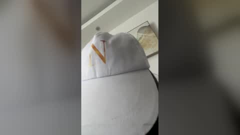 pjhggvapfazn online show from April 2, 3:31 pm