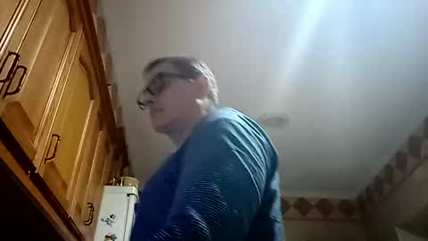 Snapshot of pla_mad chatting on February 6, 6:29 am pla_mad online show from February 6, 6:29 am