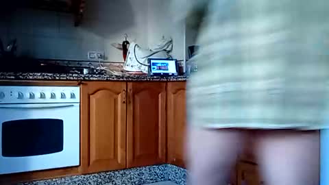 Snapshot of pla_mad chatting on March 27, 9:32 am pla_mad online show from March 27, 9:32 am