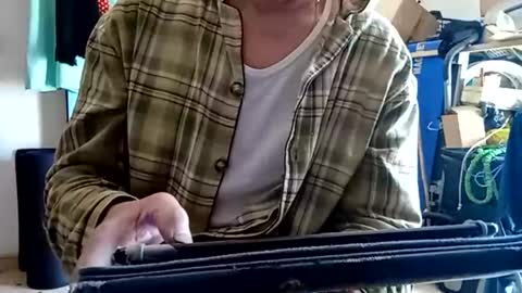 Snapshot of pla_mad chatting on April 1, 12:39 pm pla_mad online show from April 1, 12:39 pm