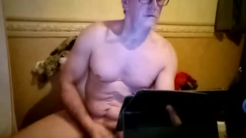 Snapshot of pla_mad chatting on April 10, 8:57 pm pla_mad online show from April 10, 8:57 pm