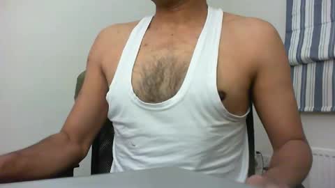 Snapshot of platino3026 chatting on January 29, 12:01 am platino3026 online show from January 29, 12:01 am