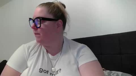 Platinum Puzzy online show from February 4, 12:38 am