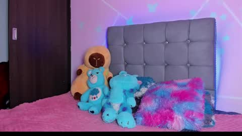 Snapshot of playboy_bunnyy chatting on September 18, 5:37 pm playboy_bunnyy online show from September 18, 5:37 pm