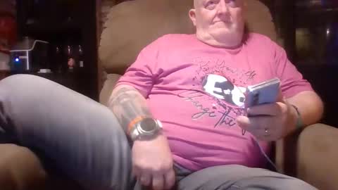Snapshot of playboychas chatting on April 8, 5:40 am chaz online show from April 8, 5:40 am