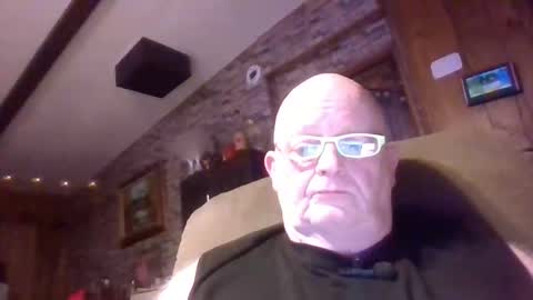 Snapshot of playboychas chatting on April 12, 3:11 am chaz online show from April 12, 3:11 am