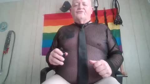 Snapshot of playboychas chatting on April 20, 11:28 pm chaz online show from April 20, 11:28 pm