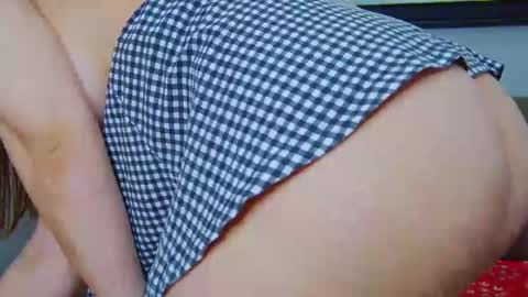 Hottie online show from January 3, 10:52 am