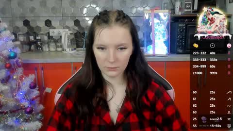 Snapshot of playful_mary chatting on December 24, 4:33 am Masha online show from December 24, 4:33 am