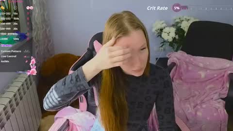 Snapshot of playful_mary chatting on May 14, 7:26 am Masha online show from May 14, 7:26 am