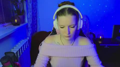 Snapshot of playful_mary chatting on May 27, 8:28 pm Masha online show from May 27, 8:28 pm