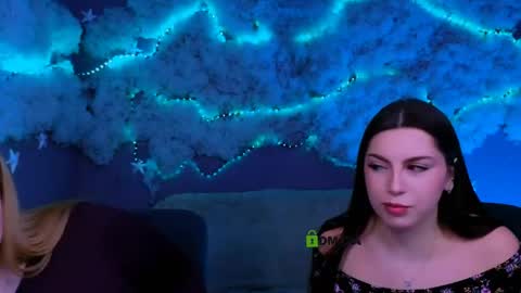 Snapshot of playful_sophie chatting on April 22, 7:26 pm Sophie online show from April 22, 7:26 pm