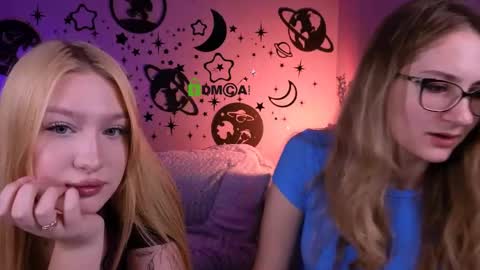 Snapshot of playful_sophie chatting on May 14, 7:20 pm Sophie online show from May 14, 7:20 pm