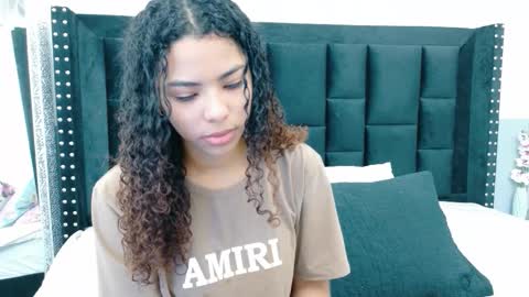 Snapshot of playfuljust_18 chatting on January 18, 7:50 pm SAMARA online show from January 18, 7:50 pm