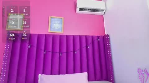 Snapshot of playfuljust_18 chatting on April 11, 12:09 pm SAMARA online show from April 11, 12:09 pm