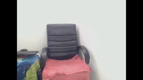 playfullpaulina online show from April 7, 1:55 pm