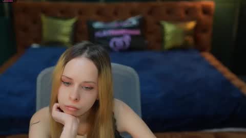 Lana online show from November 24, 11:10 am