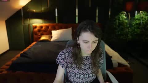 Lana online show from January 10, 11:45 am