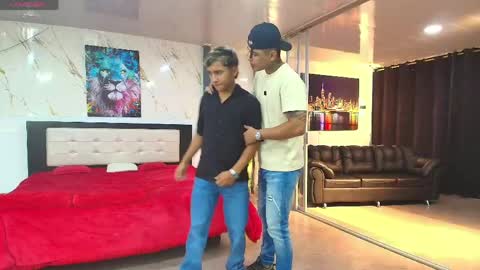   online show from April 19, 11:18 pm